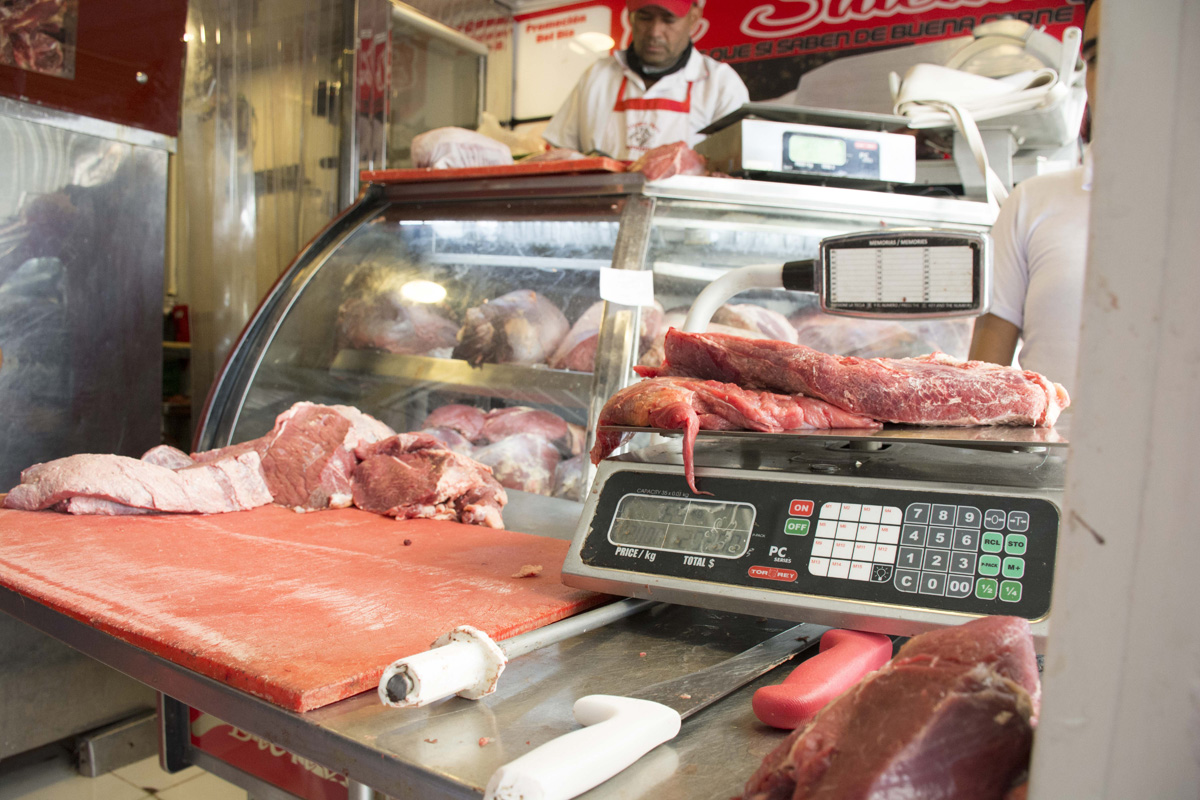 La calidad comercial e inocuidad de la carne son los factores más importantes para asegurar la competitividad de la ganadería de cualquier región. Fotos: Unimedios