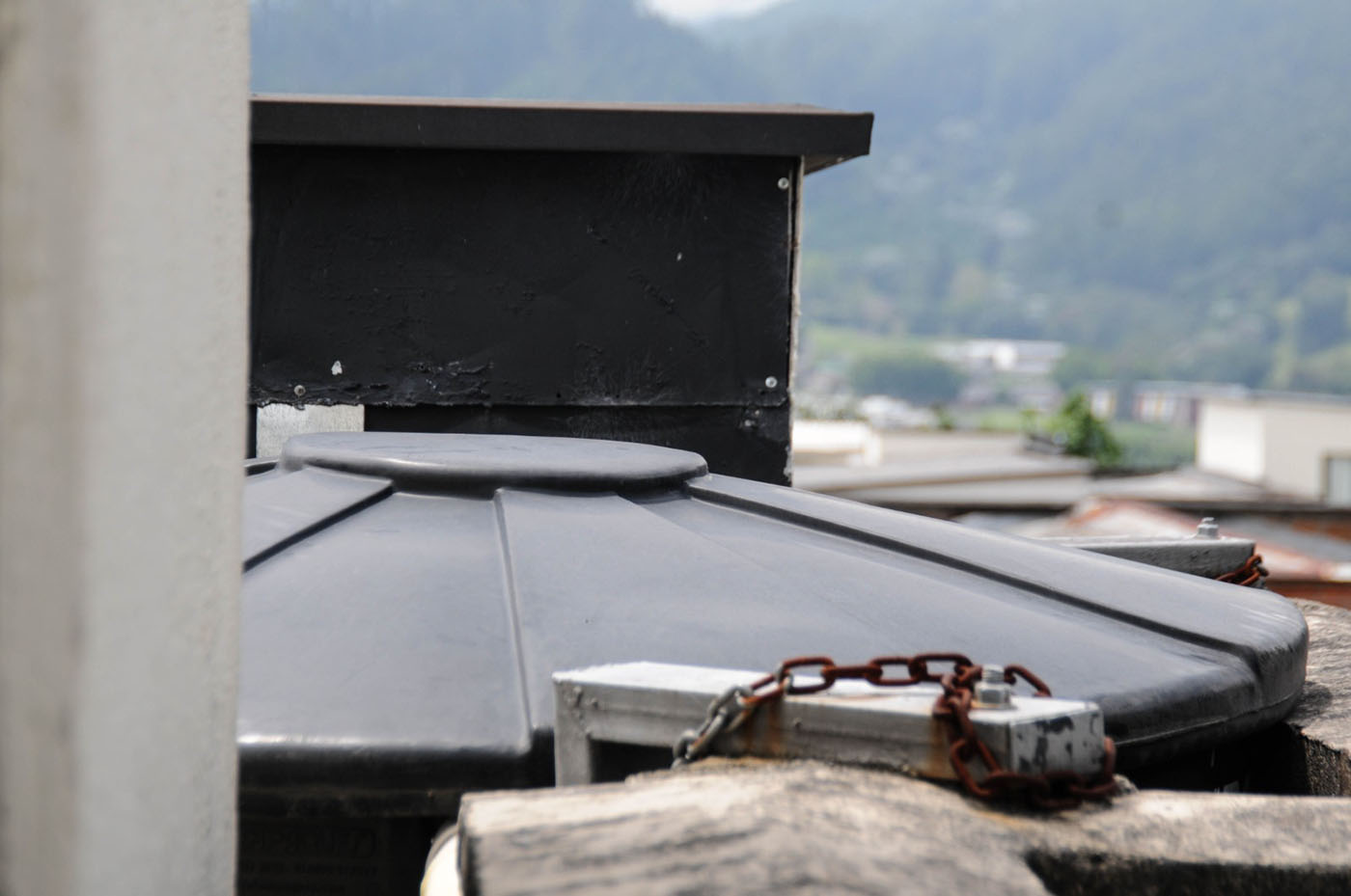 El agua que se consume suele tener compuestos químicos que superan ciertos estándares que resultarían dañinos para las personas. Foto: Óscar Laverde Robayo, Unimedios Manizales.