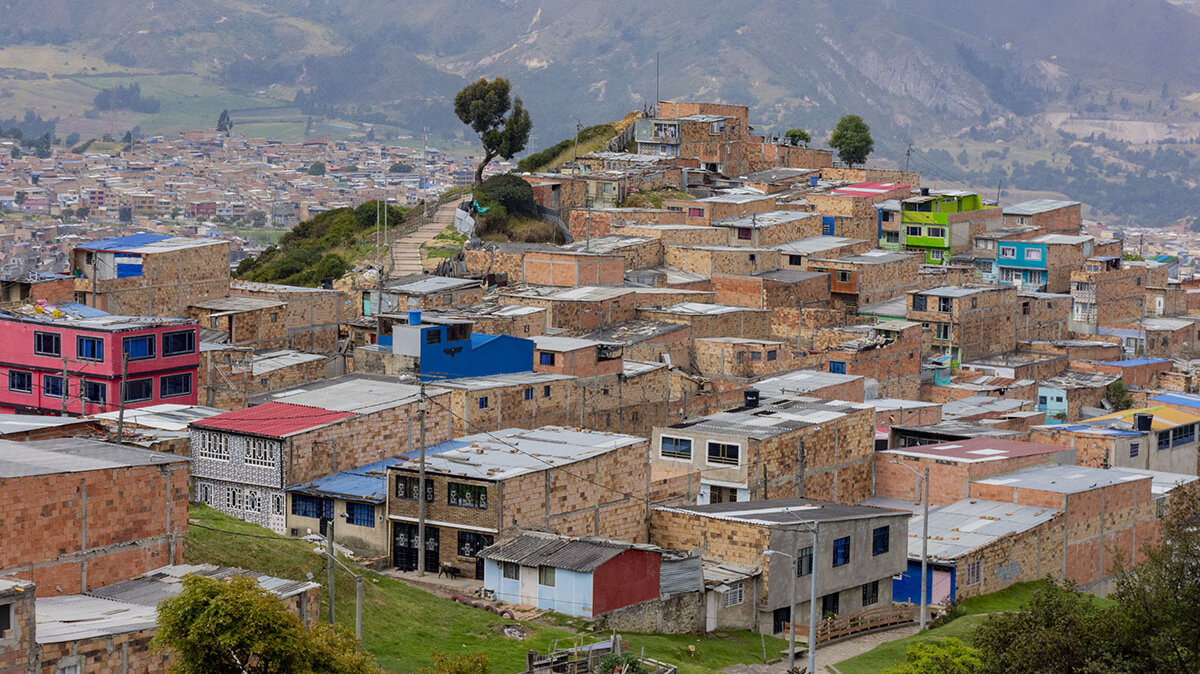 La vivienda informal representa cerca del 50 % este tipo de edificaciones en el país. Fotos: Brandon Pinto - Unimedios.