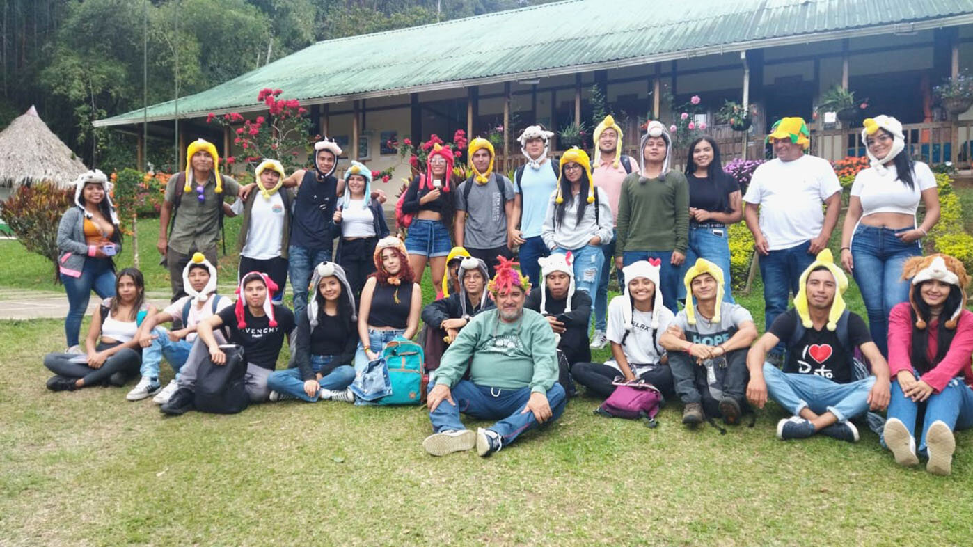 Las clases se llevan a cabo en cuencas hídricas, en el territorio y en la Reserva Nacional Forestal Bosque de Yotoco. Fotos: Carlos Alberto Escobar, profesor de la UNAL Sede Palmira.