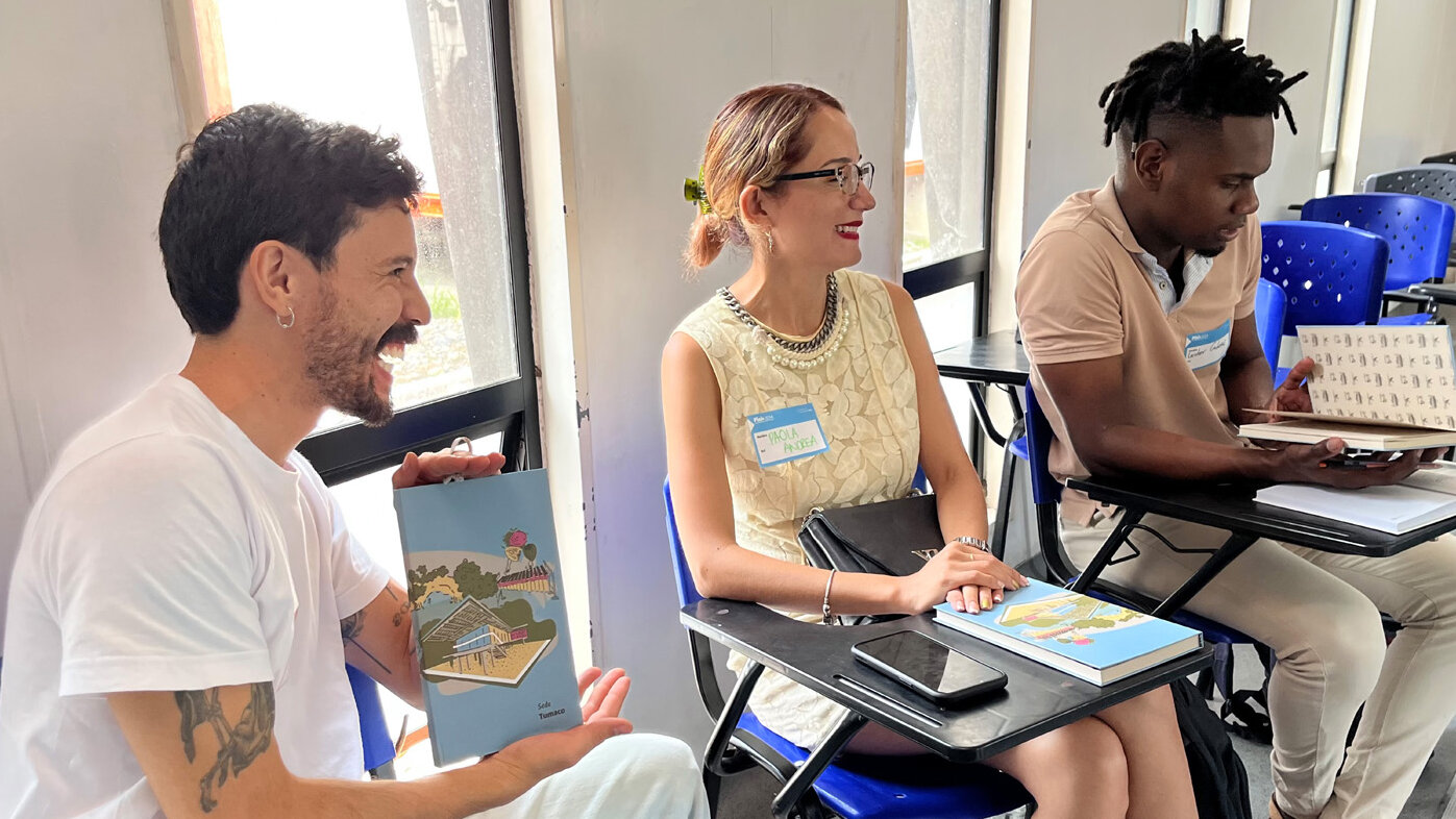 La participación de los docentes es vital en la construcción del proyecto académico de la Sede Tumaco porque se prioriza la inclusión y la realidad del territorio. Foto: Andrea Ojeda, Unimedios Tumaco.