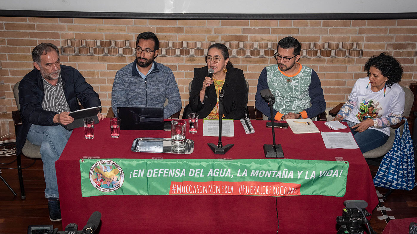 En el conversatorio los expertos hablaron de las repercusiones que tiene la minería en Putumayo y los avances que se han dado desde el Gobierno. Foto: Nicol Torres, Unimedios. 