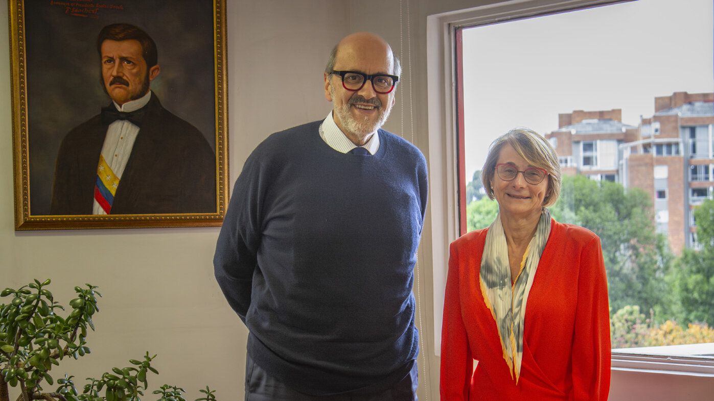 Los profesores Leopoldo Múnera Ruiz, rector de la UNAL, y Eva Alcón Soler, rectora de la Universidad Jaime I de Castelló, presidieron la reunión. Fotos: Nicol Torres, Unimedios.