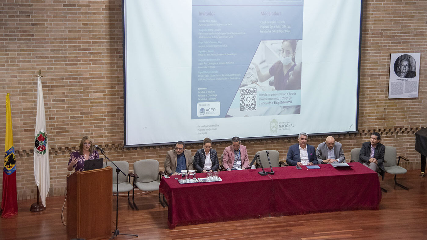 En la UNAL se realizó el “Debate en salud pública: la salud oral en los debates sobre la reforma a la salud: inquietudes y desafíos”. Foto: Jeimi Villamizar - Unimedios. 