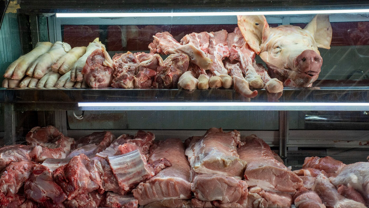 De la carne se obtienen dos tipos de productos: la carne para venta directa y los productos cárnicos procesados. Foto: archivo Unimedios.