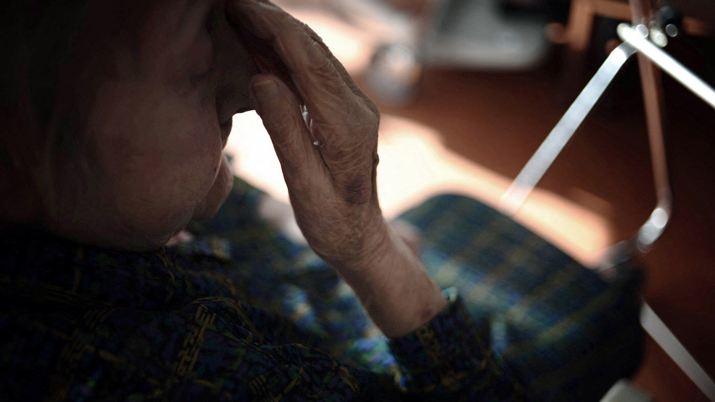 El diagnóstico de Alzheimer suele darse después de los 60 años. Foto: Fred Dufour / AFP.