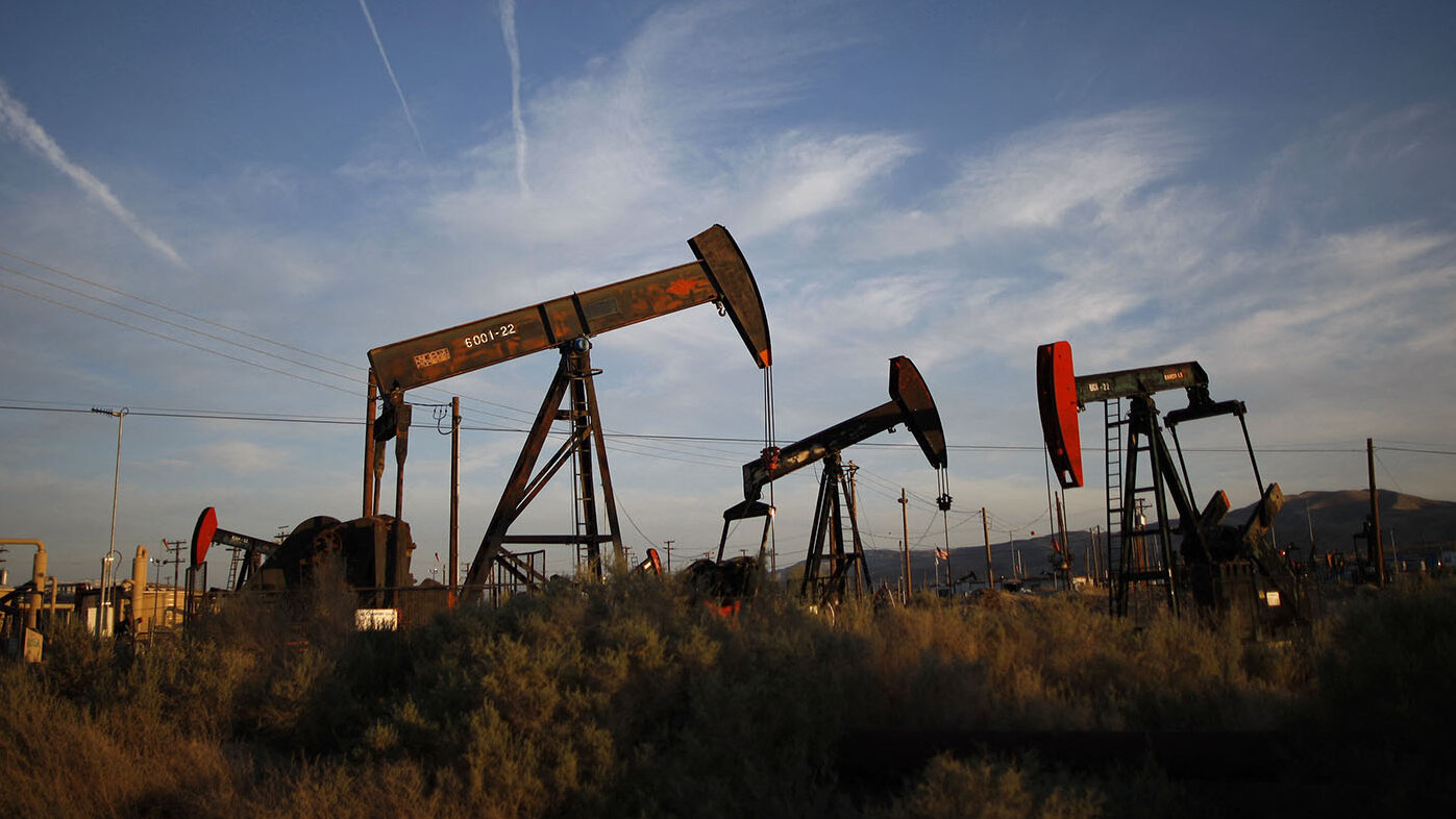 El petróleo es necesario para la industria del transporte, la energía, la calefacción y la iluminación. Foto: DAVID MCNEW / GETTY IMAGES NORTEAMÉRICA / GETTY IMAGES VÍA AFP