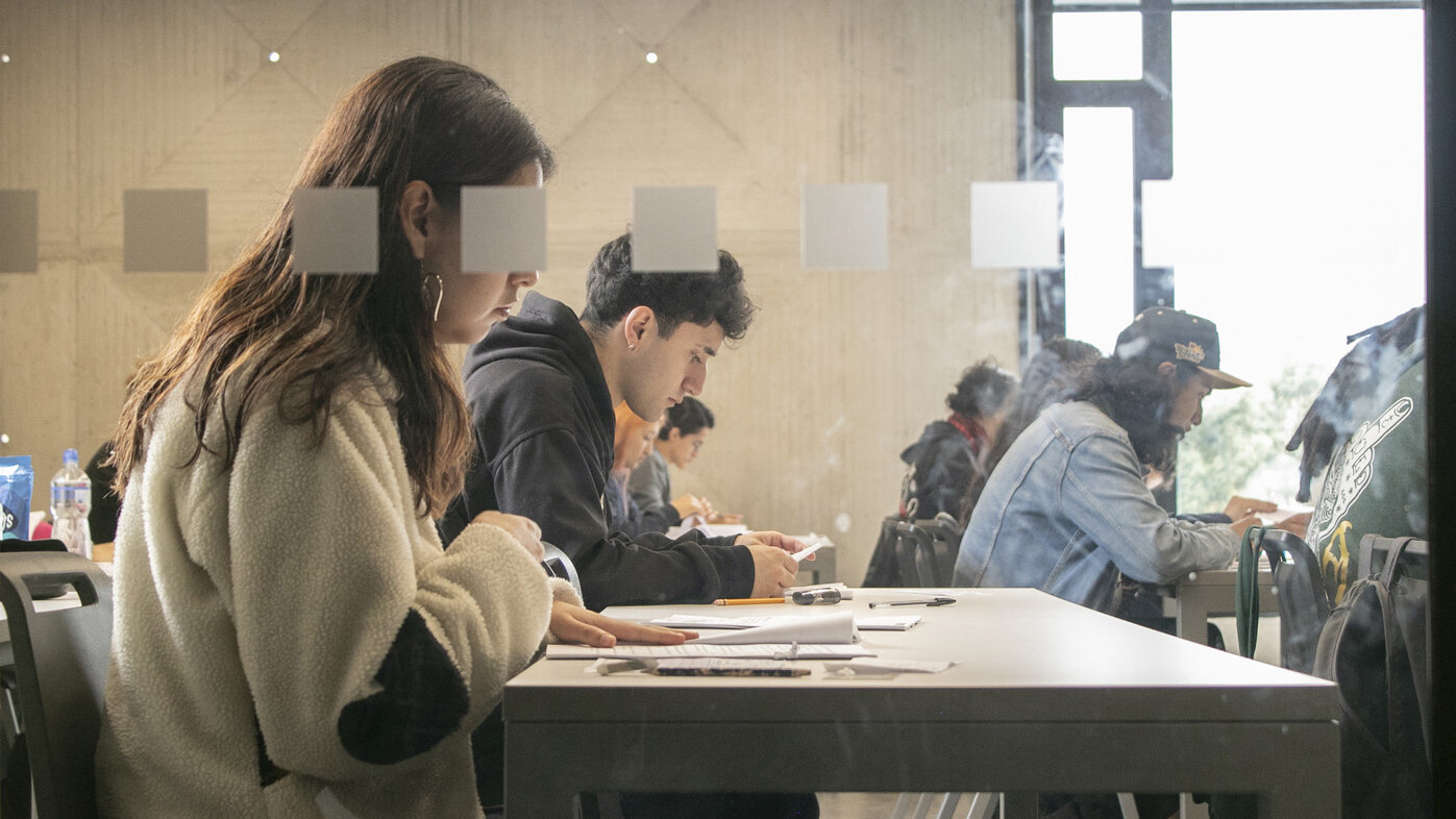 Desde la promulgación de la Ley 100, hace 32 años, los recursos recibidos por las universidades públicas han sido insuficientes para cubrir sus crecientes necesidades. Foto: Nicol Torres, Unimedios.