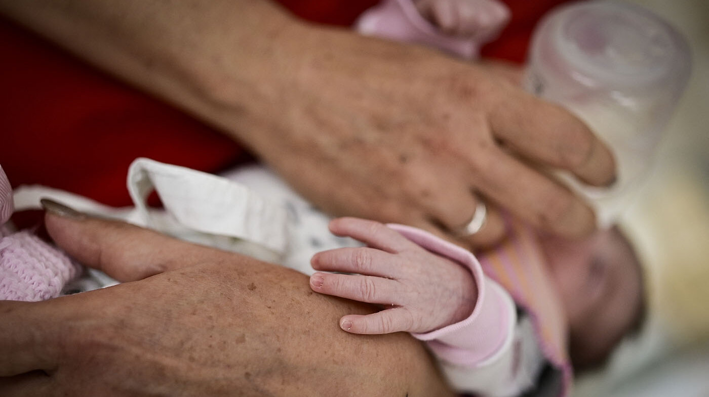 Esta enfermedad ocurre en aproximadamente 1 de cada 5.000 nacidos en el mundo. Foto: Nikolay Doychinov / AFP.