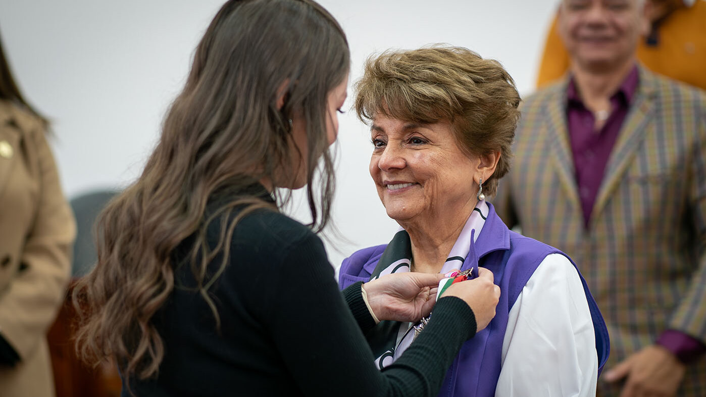 El Concejo de Manizales le otorgó la medalla Gran Caballero a la rectora de la UNAL, profesora Dolly Montoya Castaño. Foto: Oficina de Comunicaciones UNAL Sede Manizales.