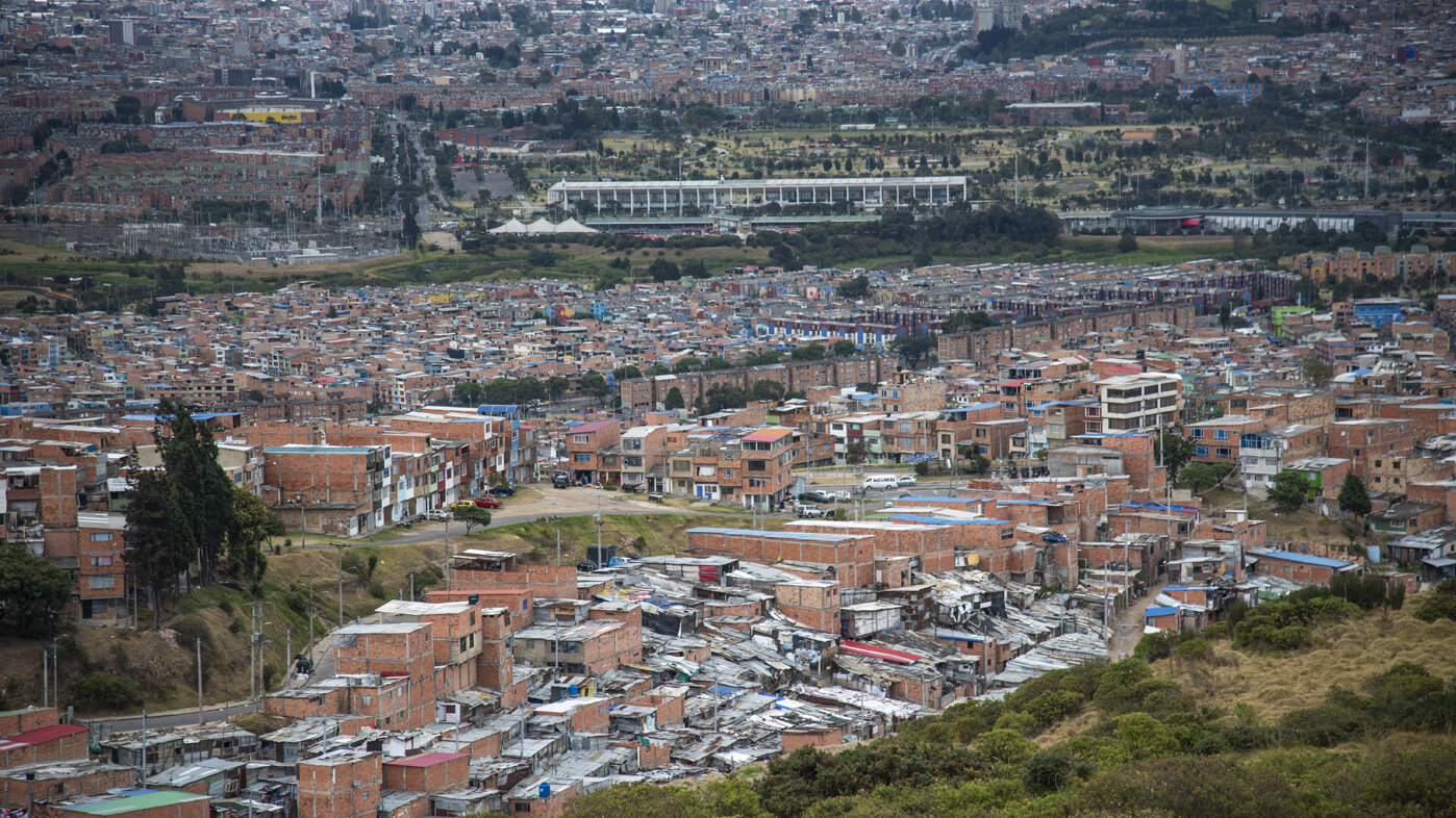 Según el DANE, Bogotá es la ciudad del país con el mayor número de hogares en déficit habitacional: 302.000 en 2021. Foto: archivo Unimedios.