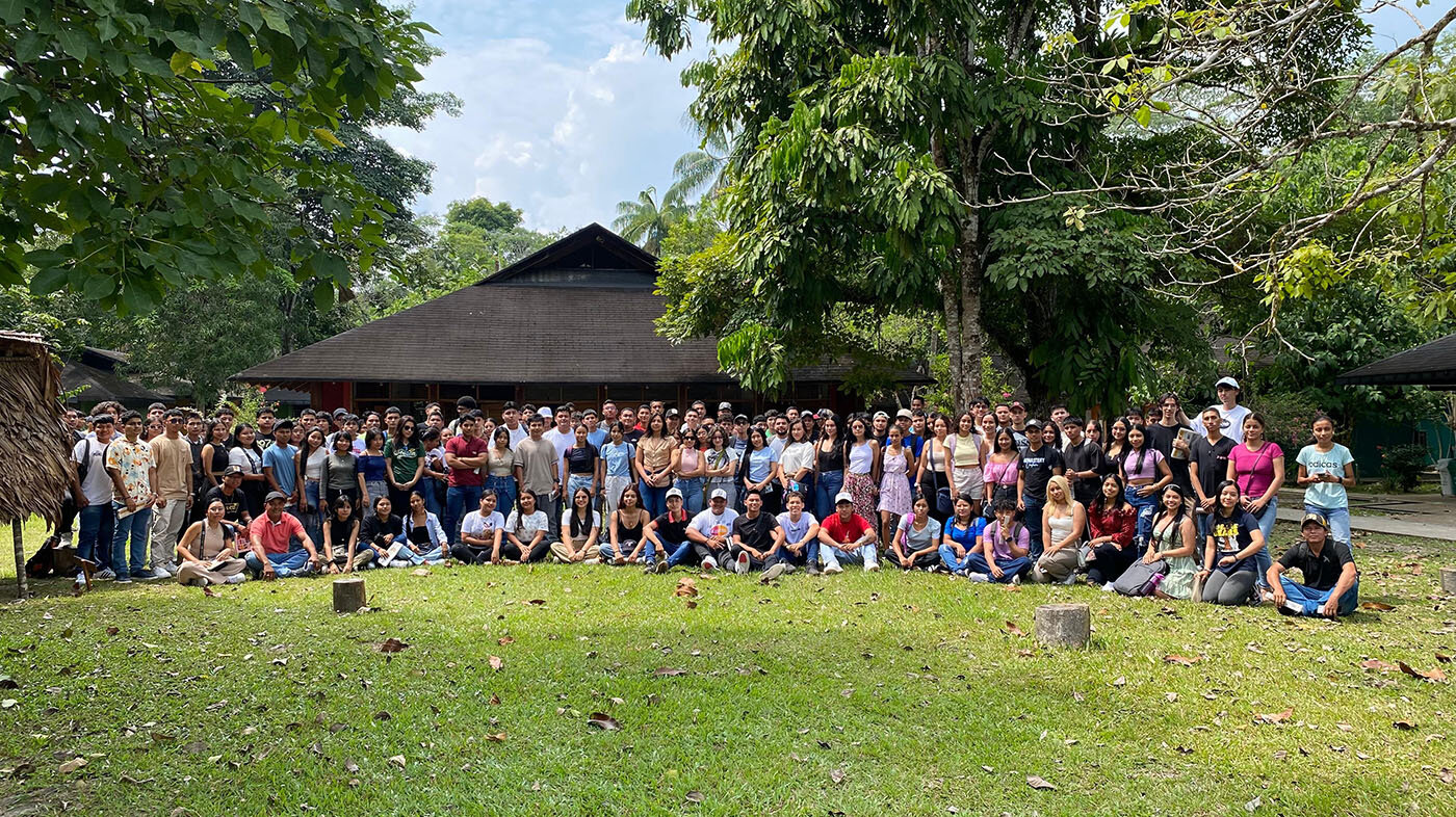 Estudiantes de los programas especiales PEAMA y PAET de la UNAL Sede Amazonia. Foto: Harrison Calderón.