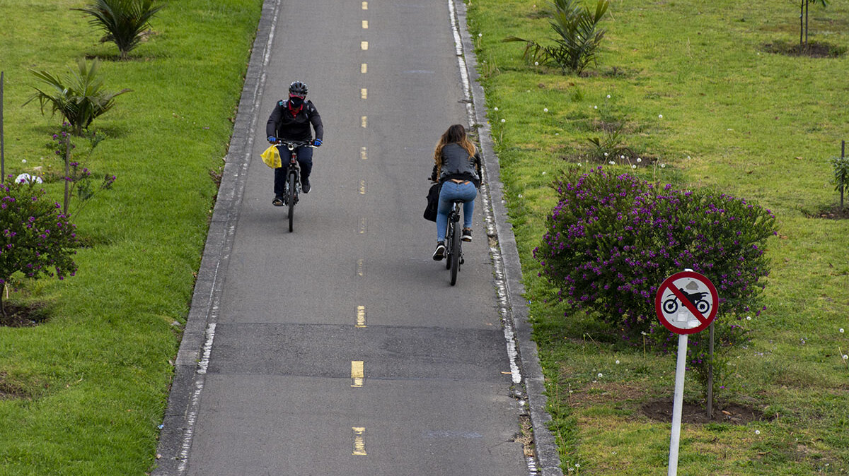 Se calcula que en Bogotá se movilizan más de 830.000 bicicletas diariamente. Foto: Brandon Pinto - Unimedios.