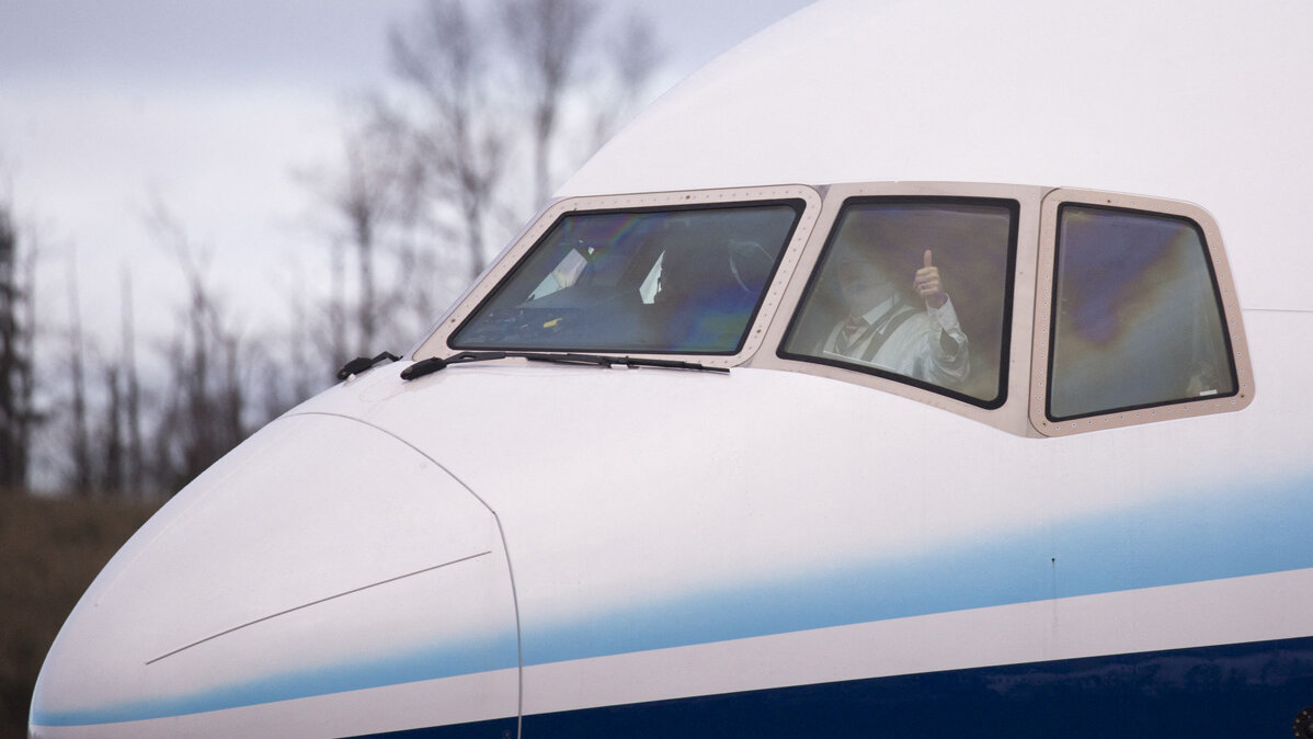 El comportamiento de la accidentalidad aérea durante los últimos 10 años muestra mayores errores basados en las habilidades humanas. Jason Redmond / AFP