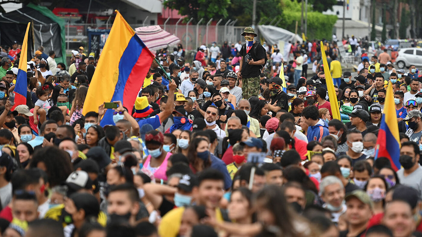 La memoria colectiva forja identidades y define caminos de reconciliación hacia el futuro. Foto: Luis Robayo-AFP.