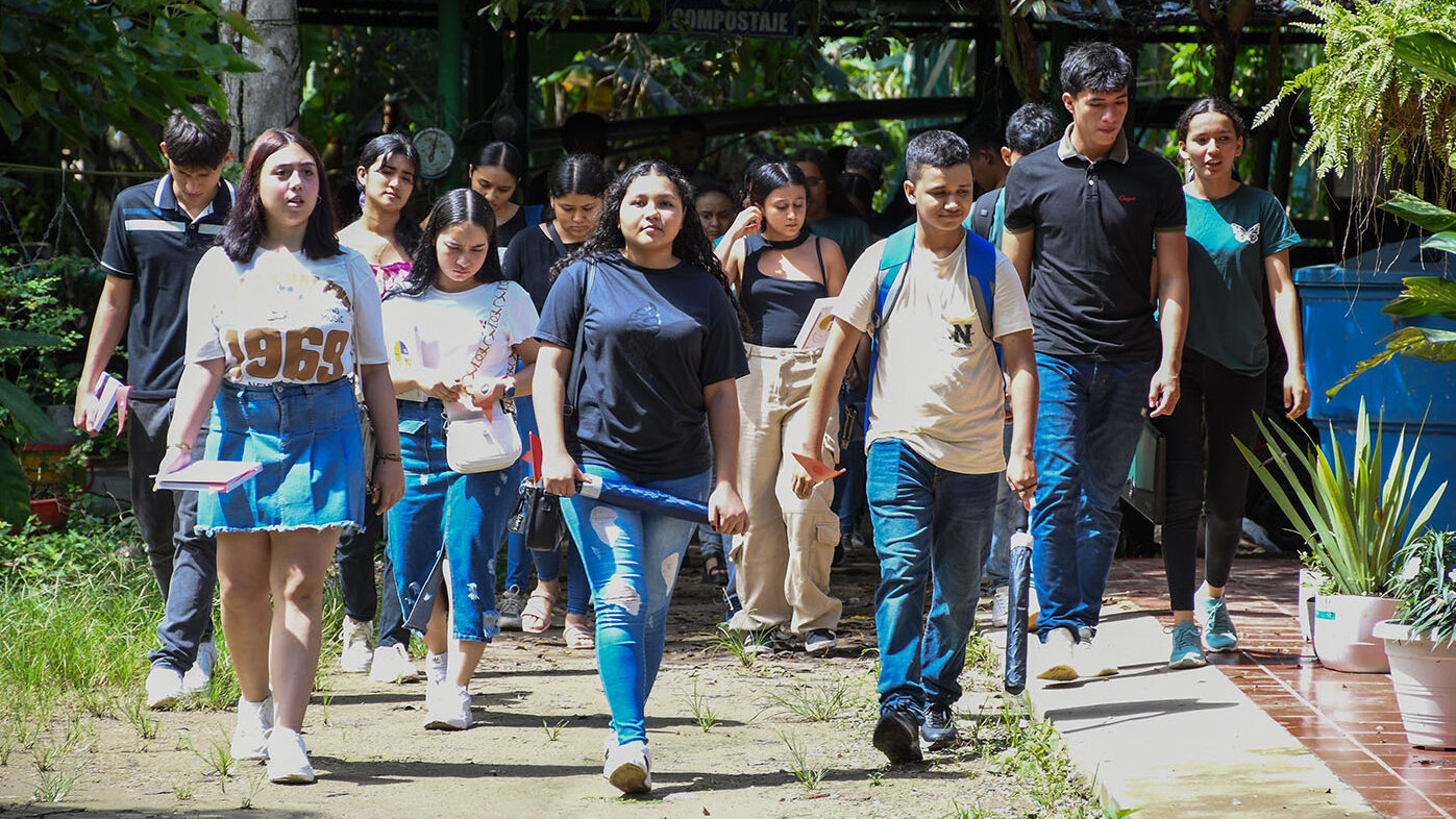 La UNAL Sede Orinoquia inicia su semana de inducción con un recorrido por el campus, motivando a los estudiantes a aprovechar sus espacios. Fotos: Centro de Producción Radiofónica UNAL Sede Orinoquia. 