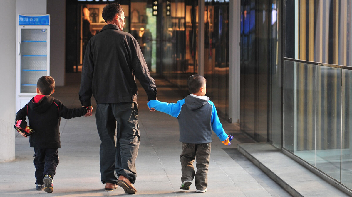 El centro comercial es un imán para que las familias lleven a sus niños pequeños. FREDERIC J. BROWN / AFP