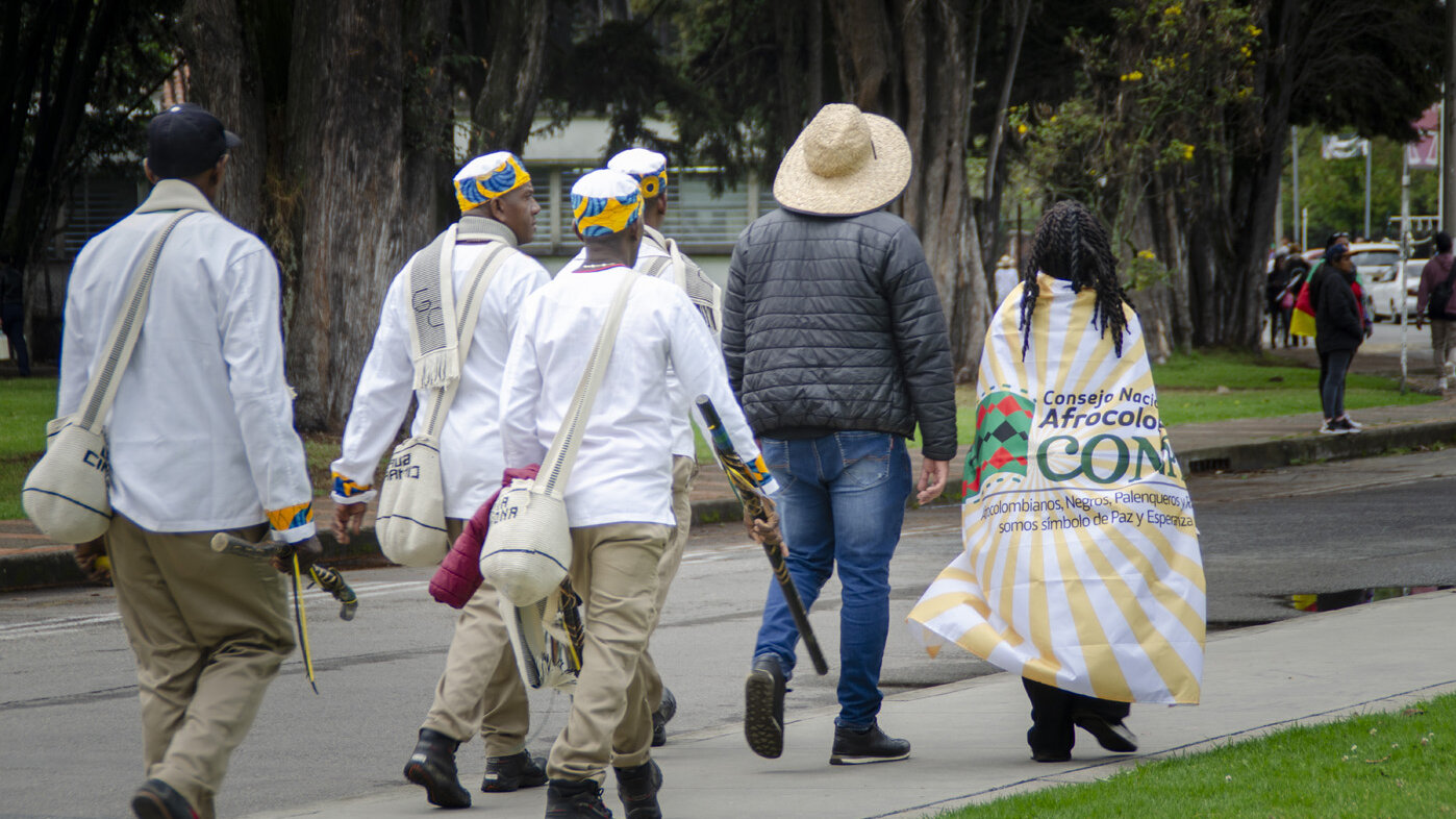 Personas de diferentes regiones del país se movilizaron en una gran marcha pacífica. Foto: María Fernanda Londoño, Unimedios.