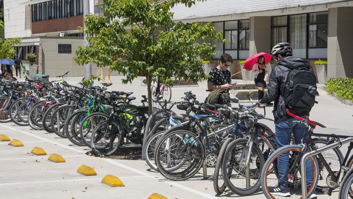 En un funcionamiento normal, al campus de la UNAL ingresan a diario cerca de 3.500 ciclistas urbanos. Fotos Brandon Pinto - Unimedios