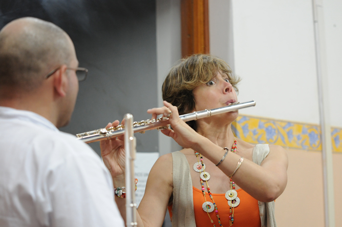 Karen Jones, flautista de la orquesta City of London Sinfonia.