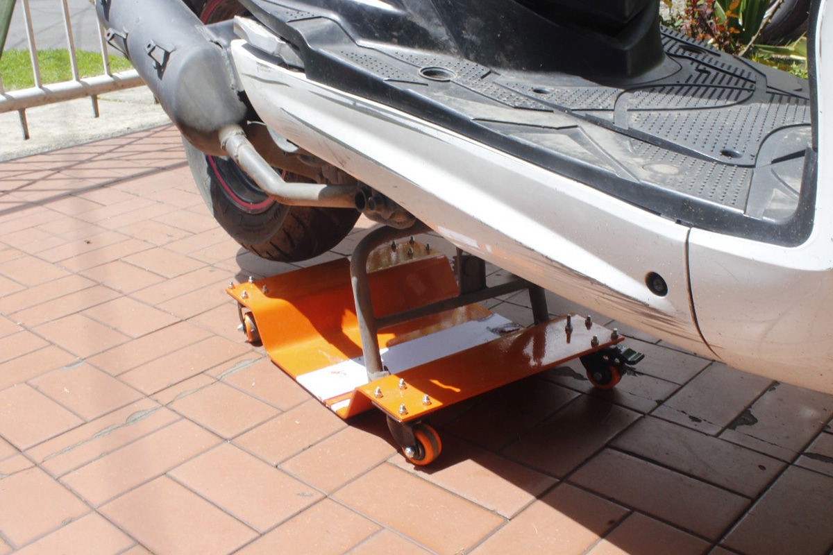 El diseño de la plataforma permite que, una vez utilizada para estacionar una moto, pueda ser empleada de nuevo.