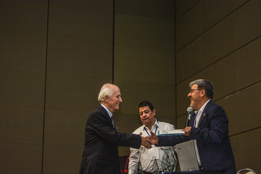 El profesor Jorge Hernán Estrada destacó la potencialidad del Meta y la Orinoquia para aplicar las innovaciones de la academia.