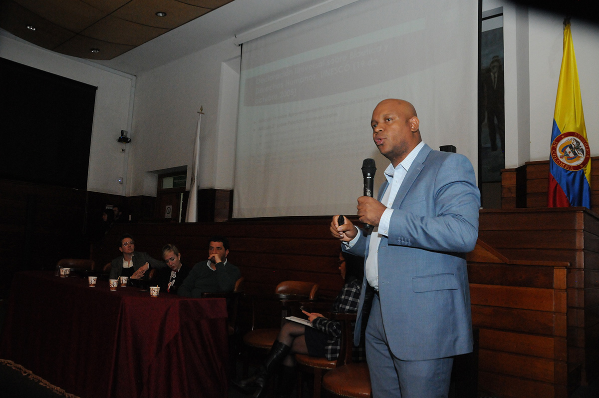 Julio Canario, presidente del Comité Nacional de Bioética de República Dominicana, durante su intervención. Fotos: Nicolás Bojacá ' Unimedios