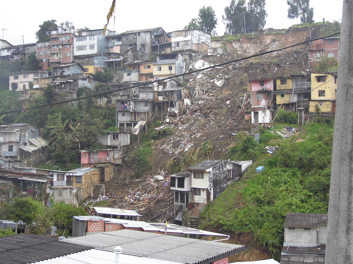 Deslizamientos del 17 de abril de 2017, ocurrido en el barrio Persia de Manizales. Foto: cortesía Carlos Eduardo Rodríguez Pineda.