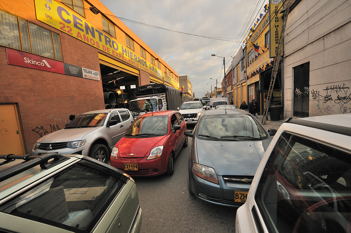 El problema del transporte público en Bogotá no es solo del gobierno actual, también de los pasados, advierte investigador de la U.N.