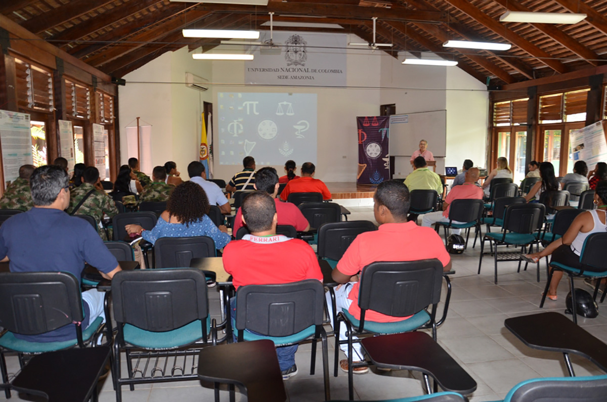 Participantes en el seminario.