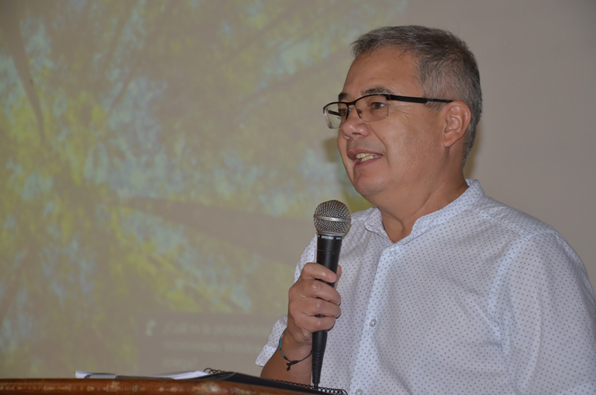 El profesor John Charles Donato, director de la U.N. Sede Amazonia, presenta la Rendición de Cuentas Sede Amazonia, vigencia 2017.