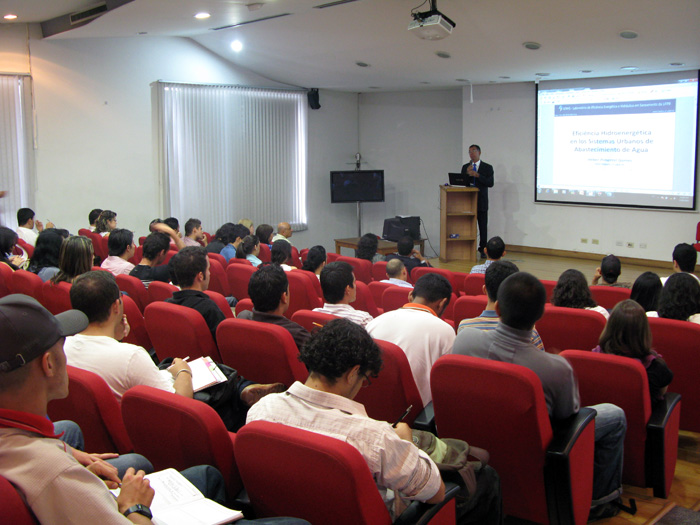 El Seminario sobre Eficiencia Energética se realizó en la Facultad de Minas.