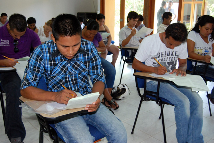 90 jóvenes de la región amazónica tendrán la oportunidad de ingresar a cualquiera de los 47 programas seleccionados para esta convocatoria.