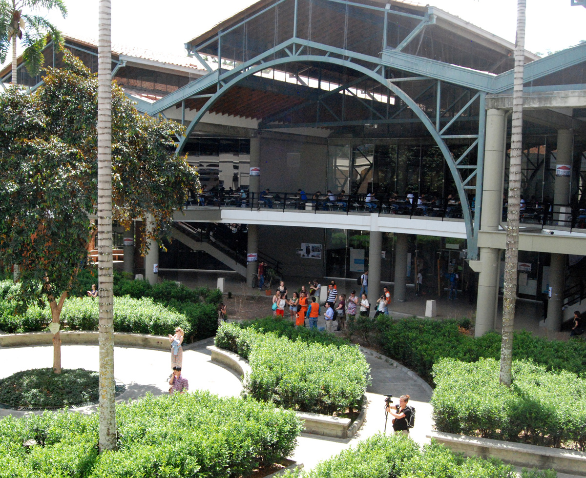 Los visitantes recorrieron la Sede Medellín.