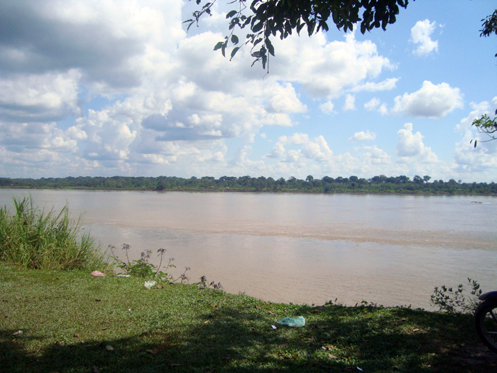 Desde el 2009 se han realizado prospecciones y levantamientos estratigrá&#64257;cos super&#64257;ciales en depósitos cuaternarios aledaños al río Amazonas. Fotos: Elizabeth Vera Martínez, Víctor Manuel/Unimedios Holguín/Unimedios