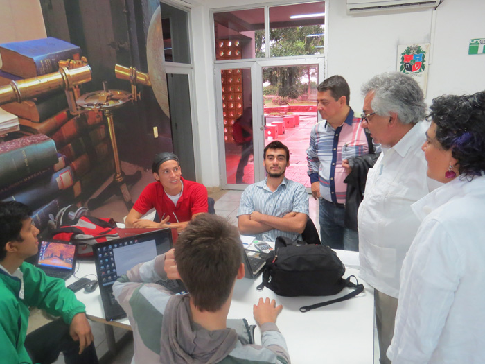 Durante su visita a la Sede Orinoquia de la U.N., el rector Ignacio Mantilla interactuó con la comunidad universitaria.