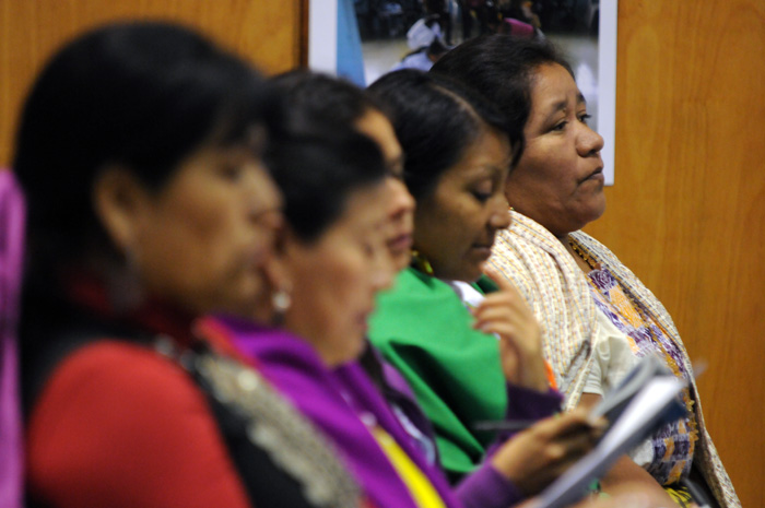 Mujeres indígenas, ejemplo de conservación ambiental. Fotos: A. Felipe Castaño/Unimedios