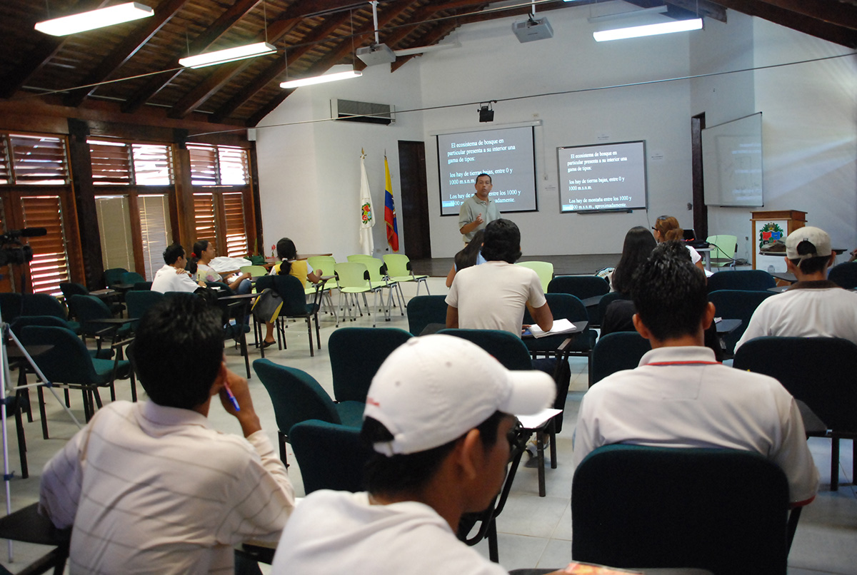 El Foro considera la salud articulada con derechos como la alimentación, la educación o un medioambiente sostenible. Foto: archivo Unimedios.