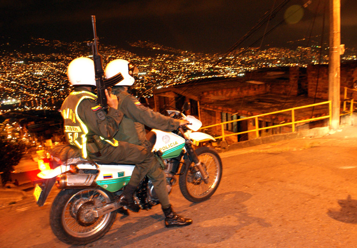 Medellín, Bogotá, Cali y Barranquilla comparten actualmente iniciativas como la de ubicar policías por cuadrantes, que tengan una relación directa con la comunidad. - Cortesía Policía Metropolitana, Valle de Aburrá