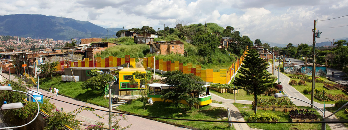 Los contrastes urbanos en medellín son impactantes, como en la mayoría de las ciudades colombianas; sin embargo, hay sectores como Moravia que hoy cuentan con una infraestructura más digna gracias al apoyo de la un. Foto: archivo particular